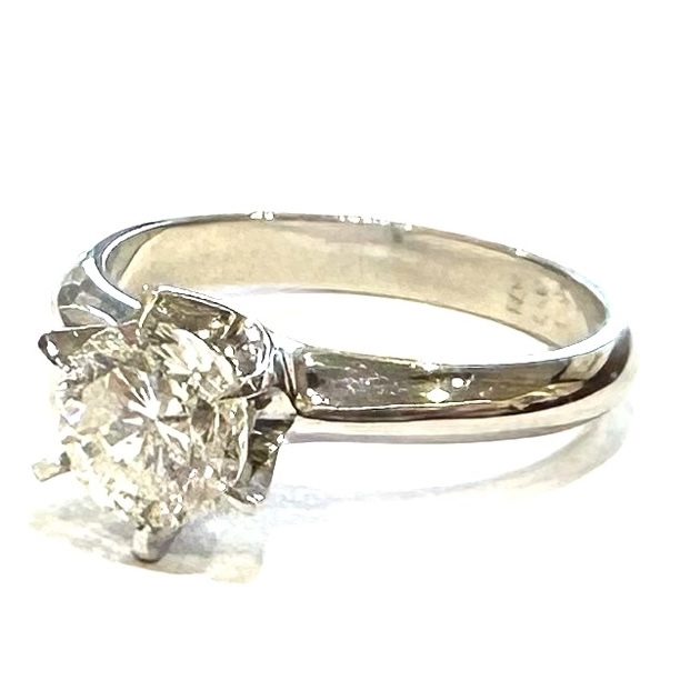 【貴金属】Pt900 (プラチナ900)　ダイヤモンド付リング　ジュエリー アクセサリー