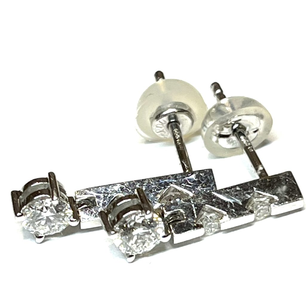 Pt850 プラチナ850 ダイヤモンド付き イヤリング アクセサリー