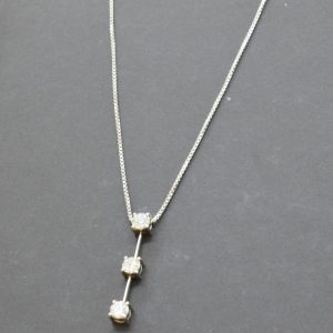 【三沢市】　K18WG　ネックレス　をお買取り致しました！