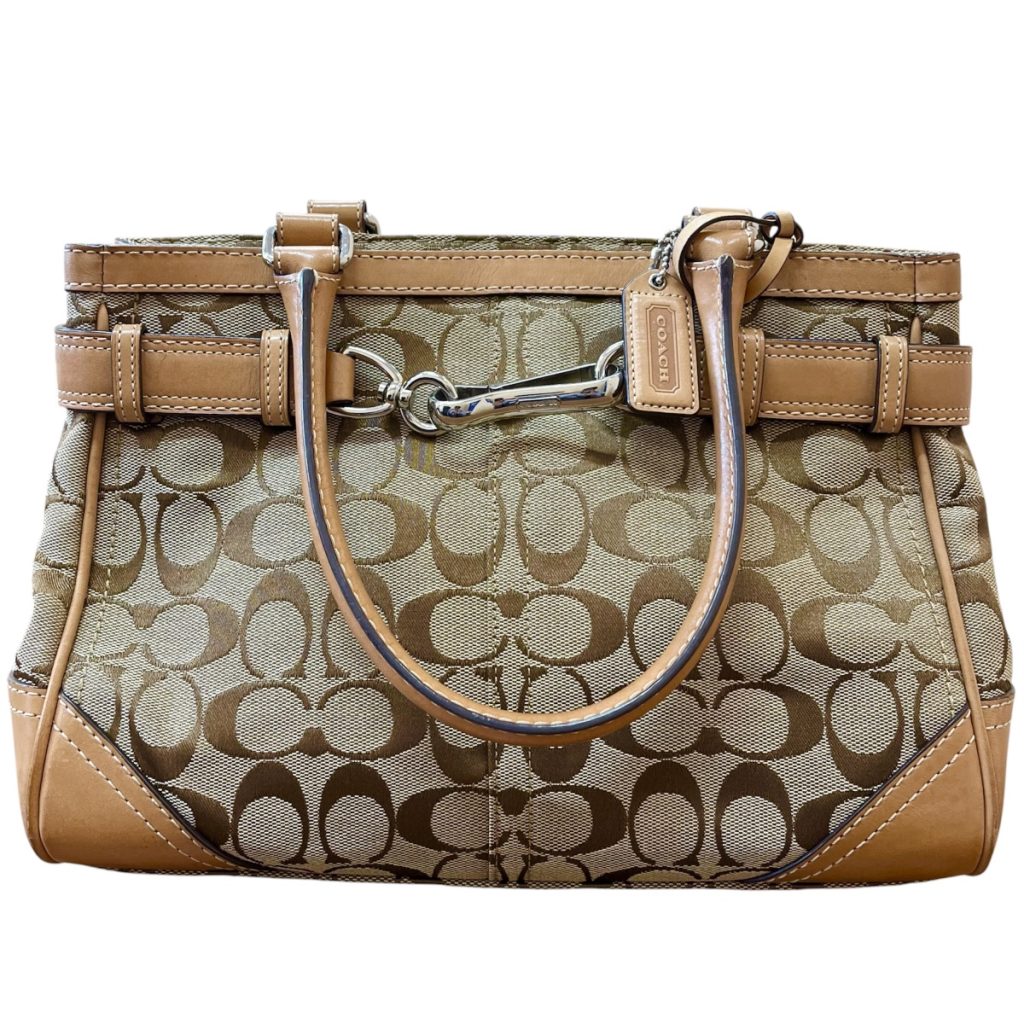 コーチ（COACH）シグネチャー柄 バッグ
