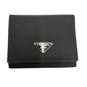 PRADA 三つ折り財布