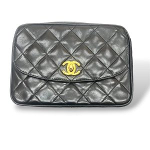 【ヴィンテージ マトラッセ カメラバッグ】CHANEL【Bランク】