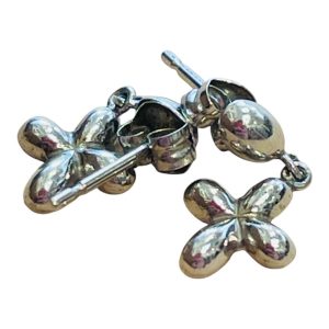 Pt850（プラチナ850）デザインピアス アクセサリー　ジュエリー