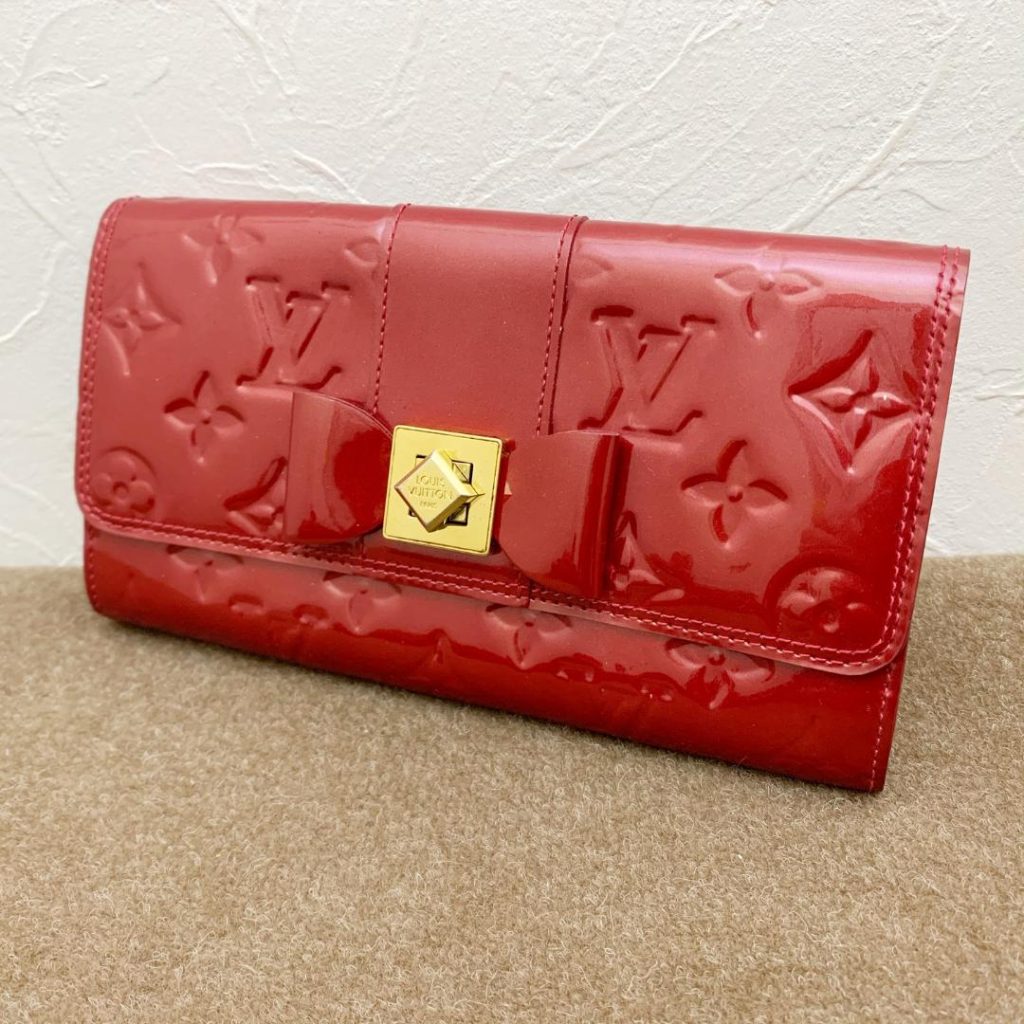 【三沢市】　ルイヴィトン　ポルトフォイユ・サラ・ヌー　をお買取り致しました！