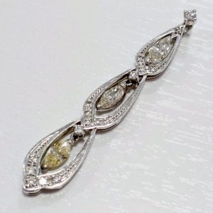 Pt900 プラチナ ダイヤモンド メレダイヤ付き ネックレストップ アクセサリー