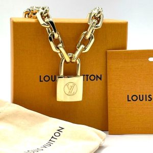 【LOUIS VUITTON ルイ・ヴィトン コリエ LVエッジ カデナ】メンズアクセサリー 高価買取｜伊勢崎市茂呂町
