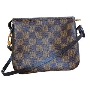 Louis Vuitton(ルイヴィトン)　ダミエ トゥルース メイクアップ