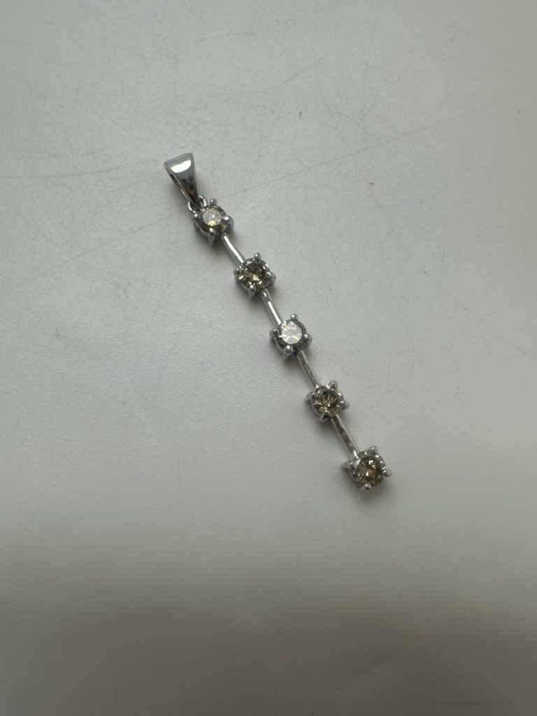 K18WG 5Pダイヤモンド ネックレストップ