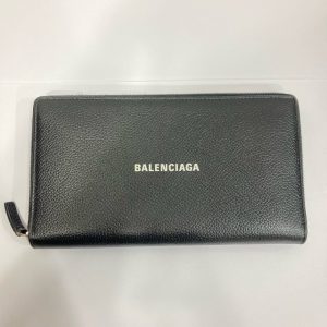 バレンシアガ 財布
