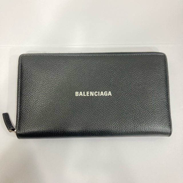バレンシアガ 財布