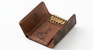 Louis Vuitton（ルイ・ヴィトン）モノグラム ミュルティクレ6（6連キーケース）