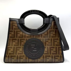 【FENDI ズッカ柄 ラナウェイショッパー】２WAY 高価買取 査定無料｜伊勢崎市市場町
