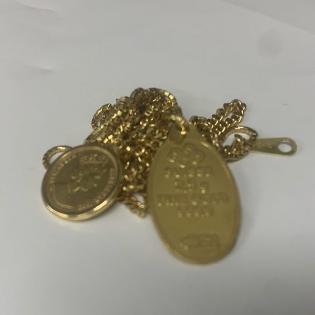 金プラチナ買取ならさすがや！| 羽村市小作台| K18ブレスレットやネックレストップおまとめ