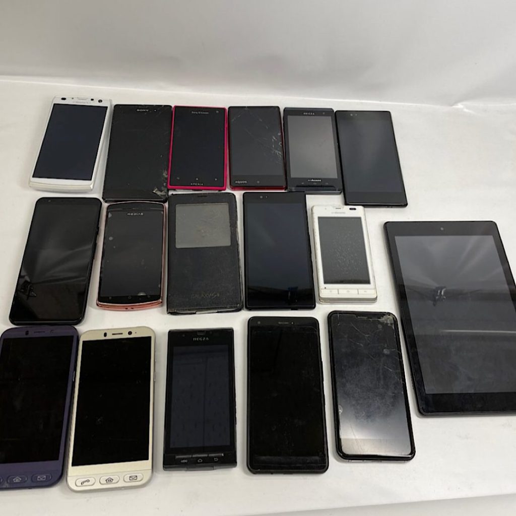 モバイルの買取ならさすがや福生銀座いなげや店！| 西多摩郡瑞穂町高根| iPhone アンドロイド iPadジャンクおまとめ
