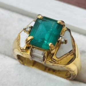 【強化買取中!!！】K18(18金) リング 宝石付き 貴金属 アクセサリー
