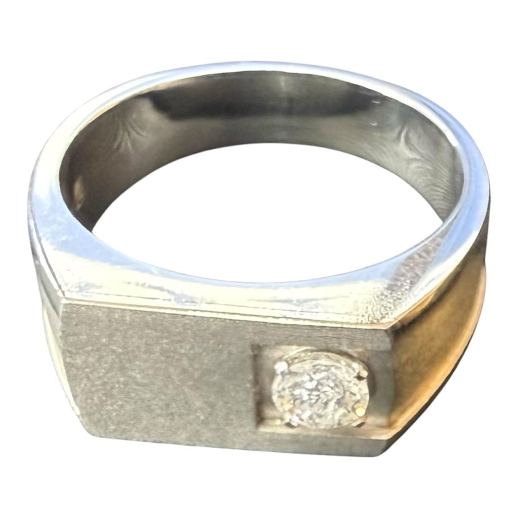 Pt900（プラチナ900） ダイヤモンドリング（0.25ct）