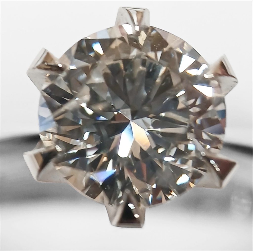 立て爪ダイヤの買取！Pt900（プラチナ900） ダイヤモンドリング 1.00ct