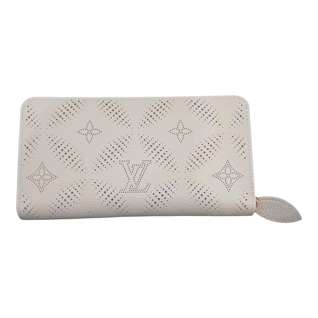 ルイ・ヴィトン Louis Vuitton マヒナ ジッピーウォレット