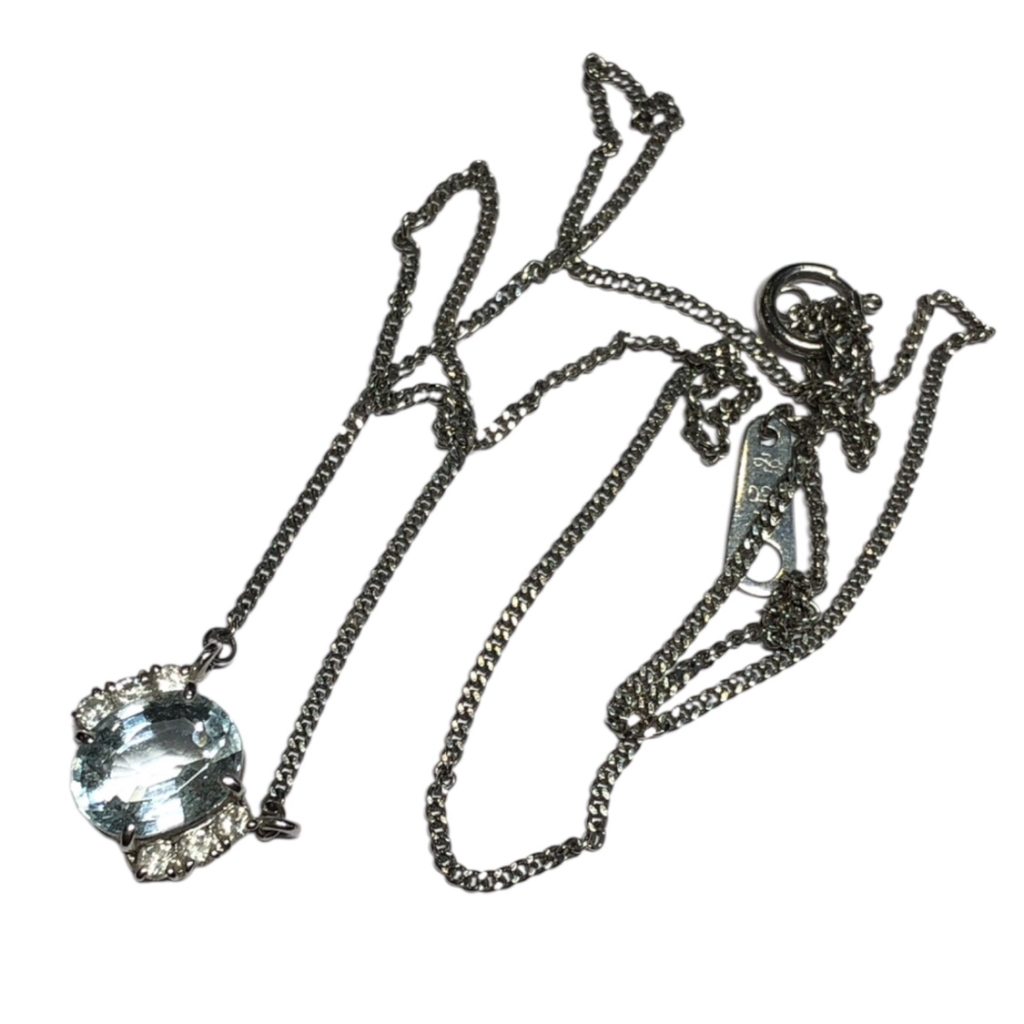 Pt850(プラチナ850)　アクアマリン16.3ct、メレダイヤ　ネックレス