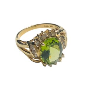 18K（18金）　ペリドット、メレダイヤ　リング
