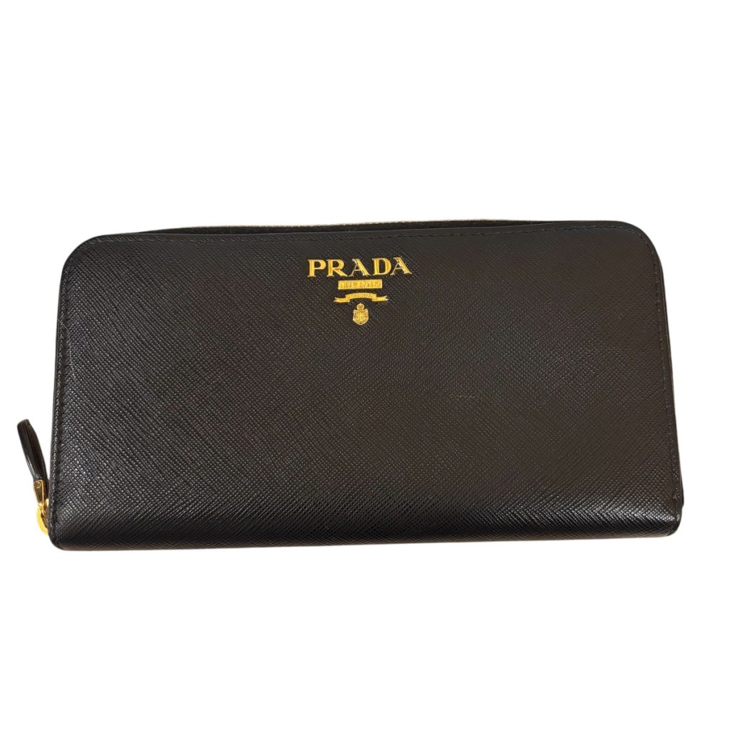 プラダ（PRADA） サフィアーノレザー ラウンドファスナー長財布
