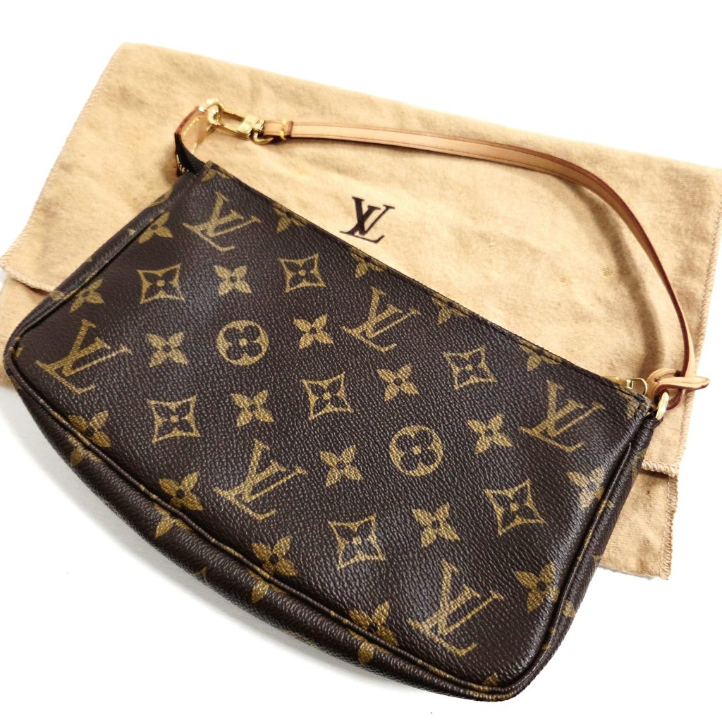 LOUIS VUITTON ルイ・ヴィトン モノグラム ポシェット アクセソワール バッグ