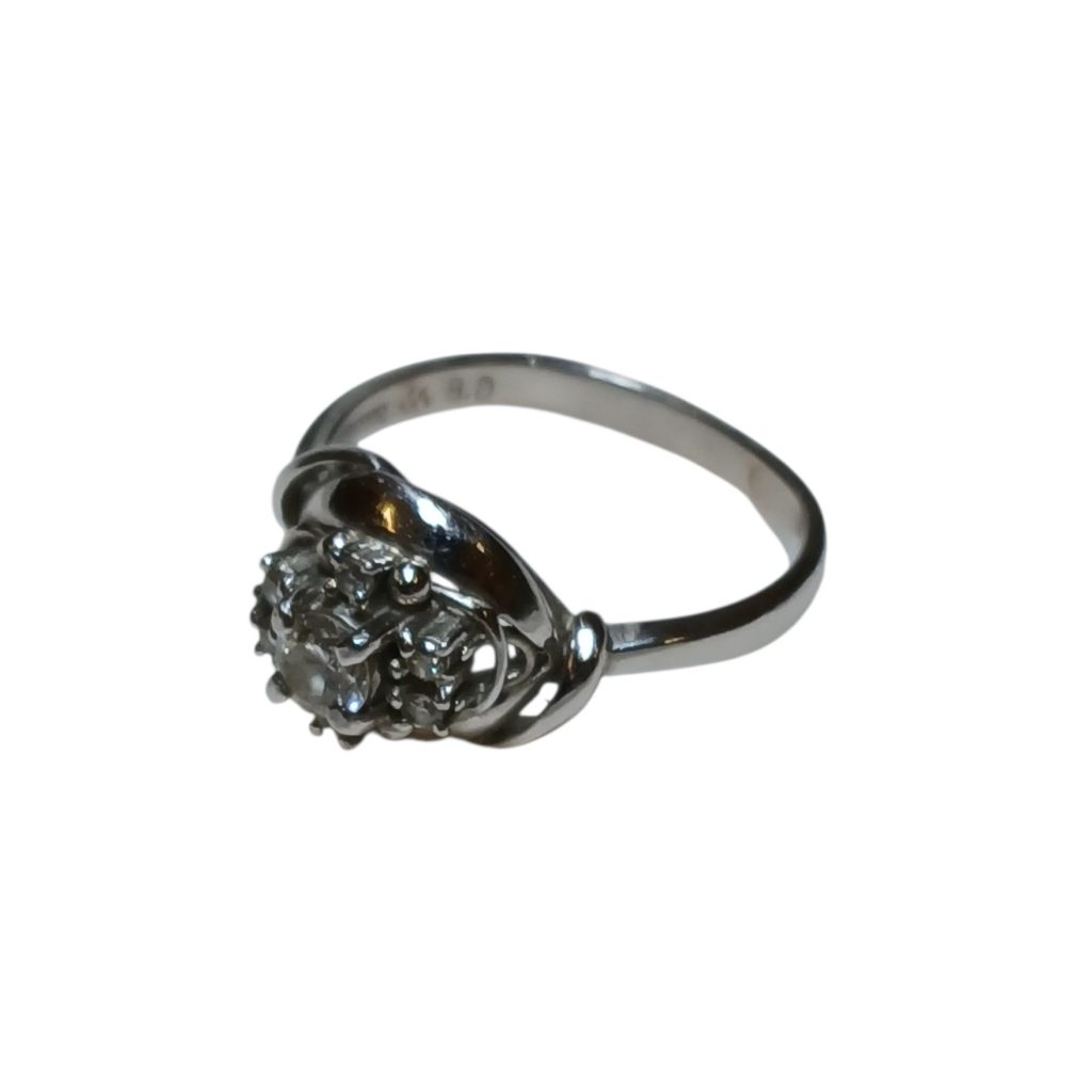 Pt900 (プラチナ900)　ダイヤ0.20ct　リング