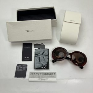 プラダ バロック サングラス
