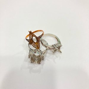 貴金属