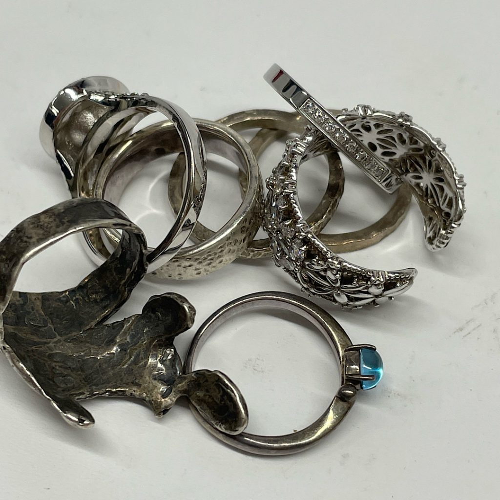 シルバーアクセサリーの高価買取ならさすがや福生銀座いなげや店|西多摩郡日ノ出町大久野| シルバーリングおまとめ