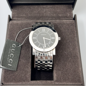 GUCCI　グッチ　5200M.1　クォーツ