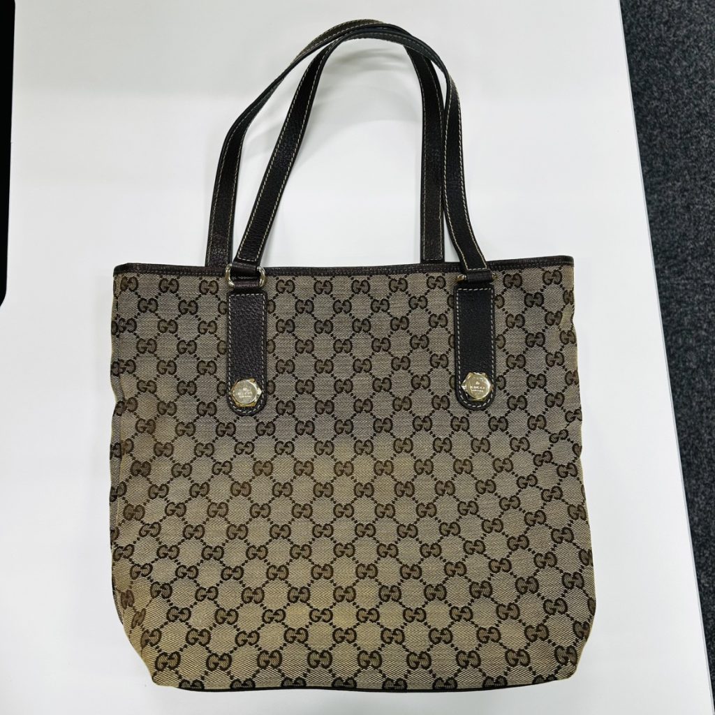 GUCCI　GGキャンパス　トートバッグ