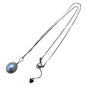 K18WG(18金 750 ホワイトゴールド) ネックレス