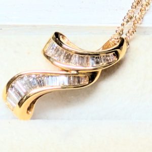 K18　18金　ネックレス　ダイヤ