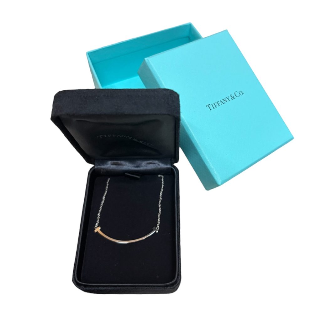 Tiffany＆Co.　K18Tスマイルネックレス