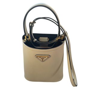 PRADAミニバッグの買取| 我孫子市布佐|ブランドバック買取り強化中