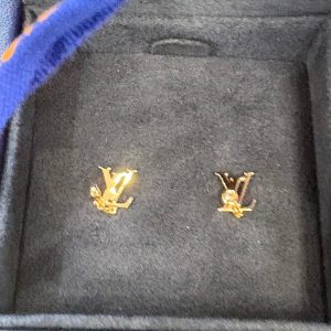 ルイヴィトンピアス