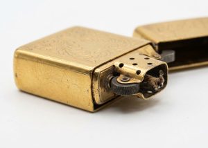 Zippo（ジッポ） K18 / 純金 / 金無垢 オイルライター
