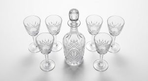 バカラ（Baccarat）のデキャンタとワイングラスセット