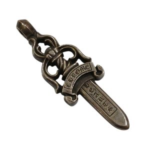 【CHROME HEARTS】クロムハーツ・ラージダガー・ペンダントトップ・ブランドアクセサリー