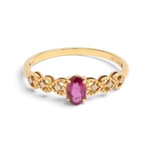 K18(18金) ルビー0.37ct メレ0.024ct リング
