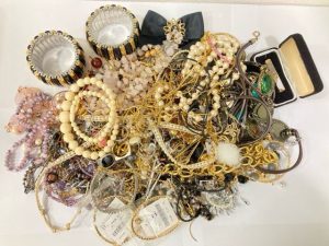 アクセサリー