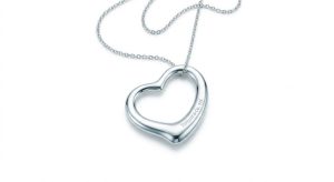 ティファニー（Tiffany & Co.） 　オープンハート ネックレス