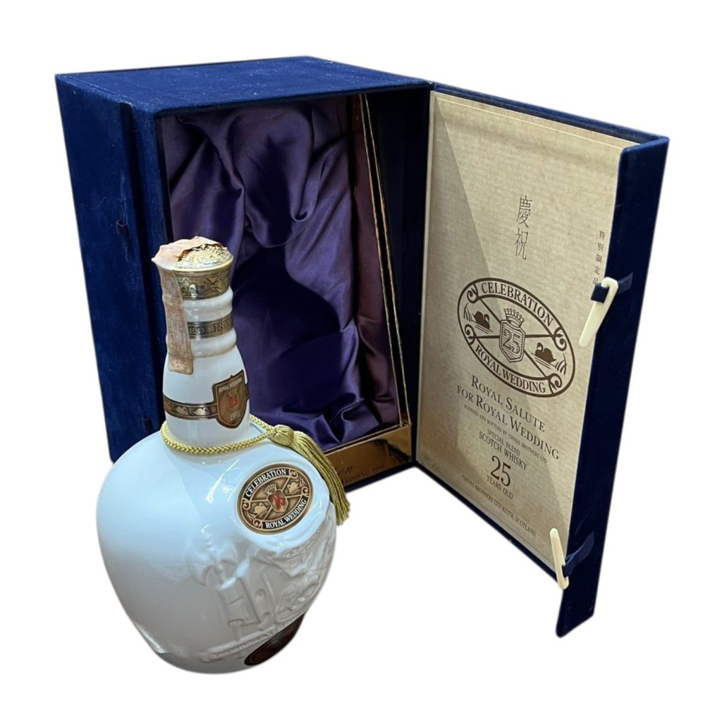 ロイヤルサルート25年 ロイヤルウェディング 700ml