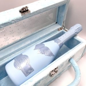 ANGEL CHAMPAGNE エンジェル シャンパン ドゥミセック ブルー｜前橋市千代田町