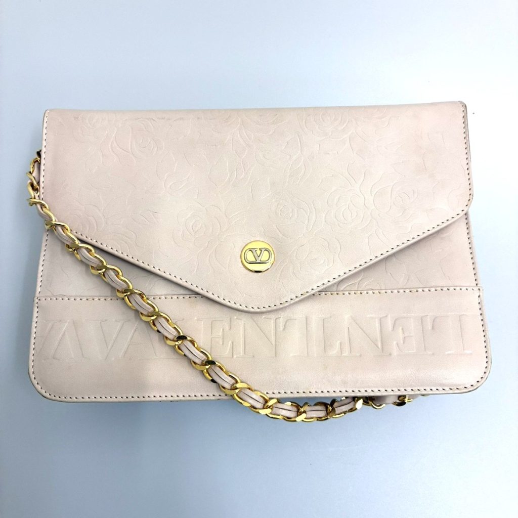 VALENTINO（ヴァレンティノ）チェーンショルダーバッグ