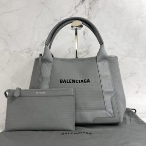 BALENCIAGA バレンシアガ ネイビーカバスS｜前橋市古市町