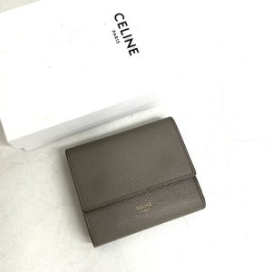 【三沢市】セリーヌ スモール トリフォールド コンパクトウォレット　をお買取り致しました！