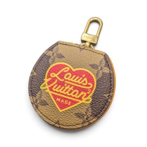 Louis Vuitton モノグラム エテュイ・イヤホン
