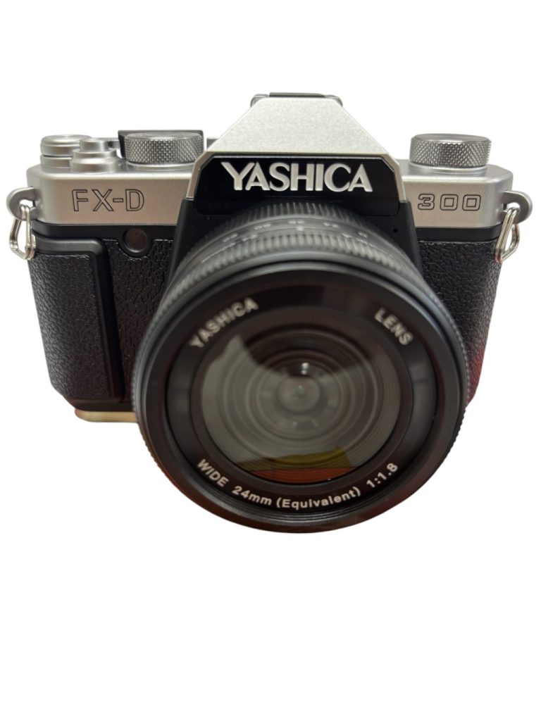 YASHICA FX-D 300